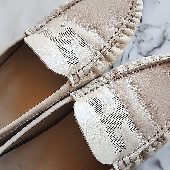 Tory Burch Cream Slide on Loafers Wome's Size 8 - Picture 2 of 13